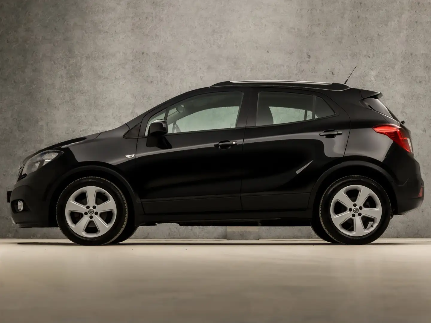 Opel Mokka 1.4 Turbo Sport 141Pk Automaat (NAVIGATIE, CLIMATE Zwart - 2