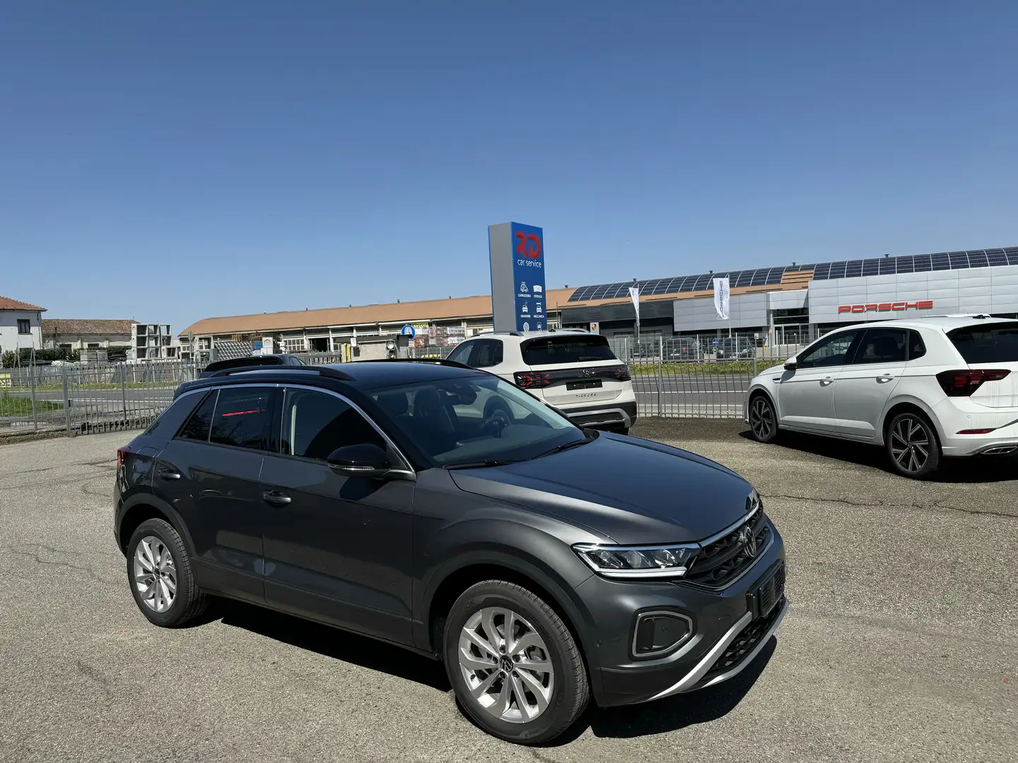 Volkswagen T-Roc 1.0TSi 115cv EDITION PLUS - VARIE - Grigio - 1