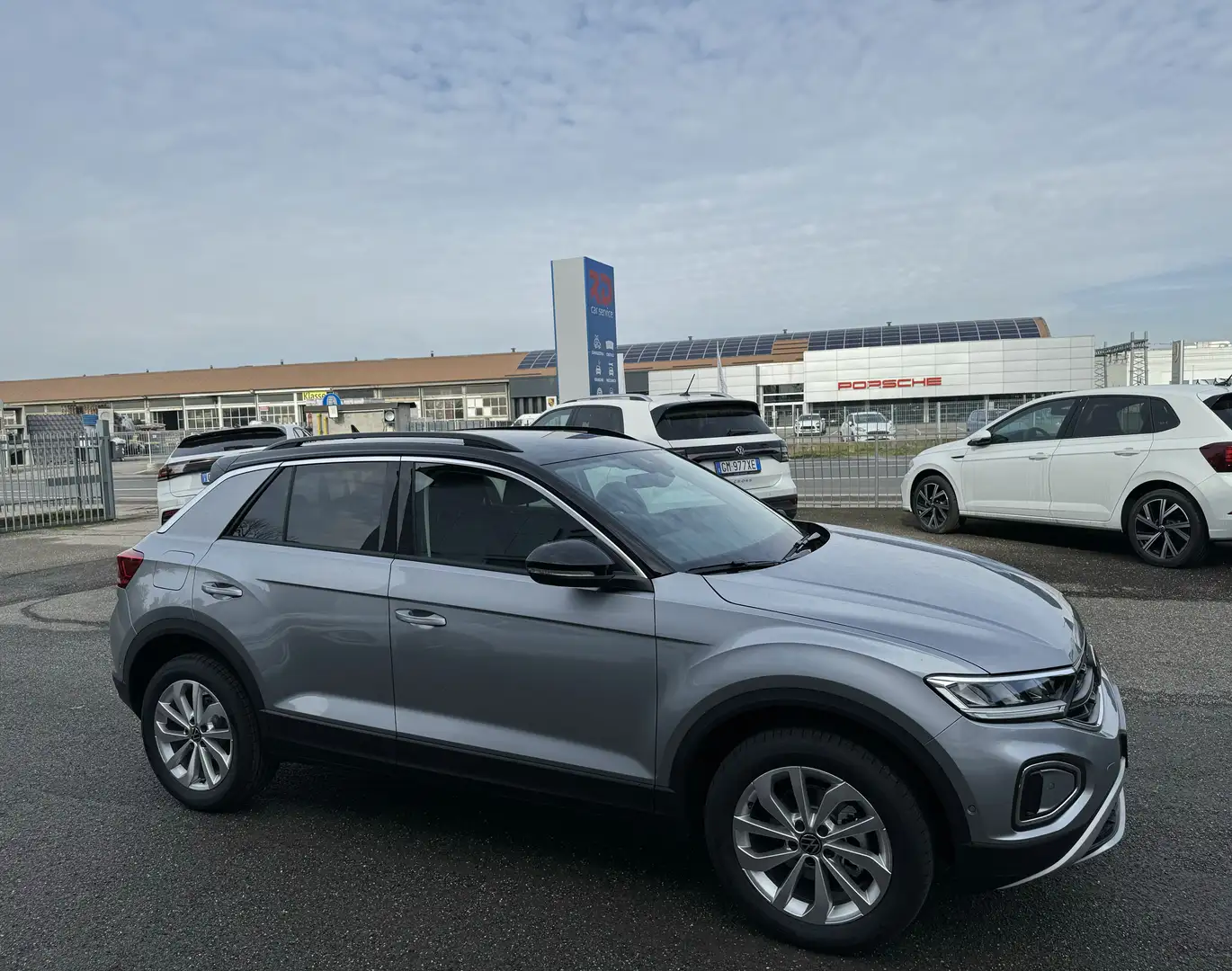 Volkswagen T-Roc 1.0TSi 115cv EDITION PLUS - VARIE - Gris - 2