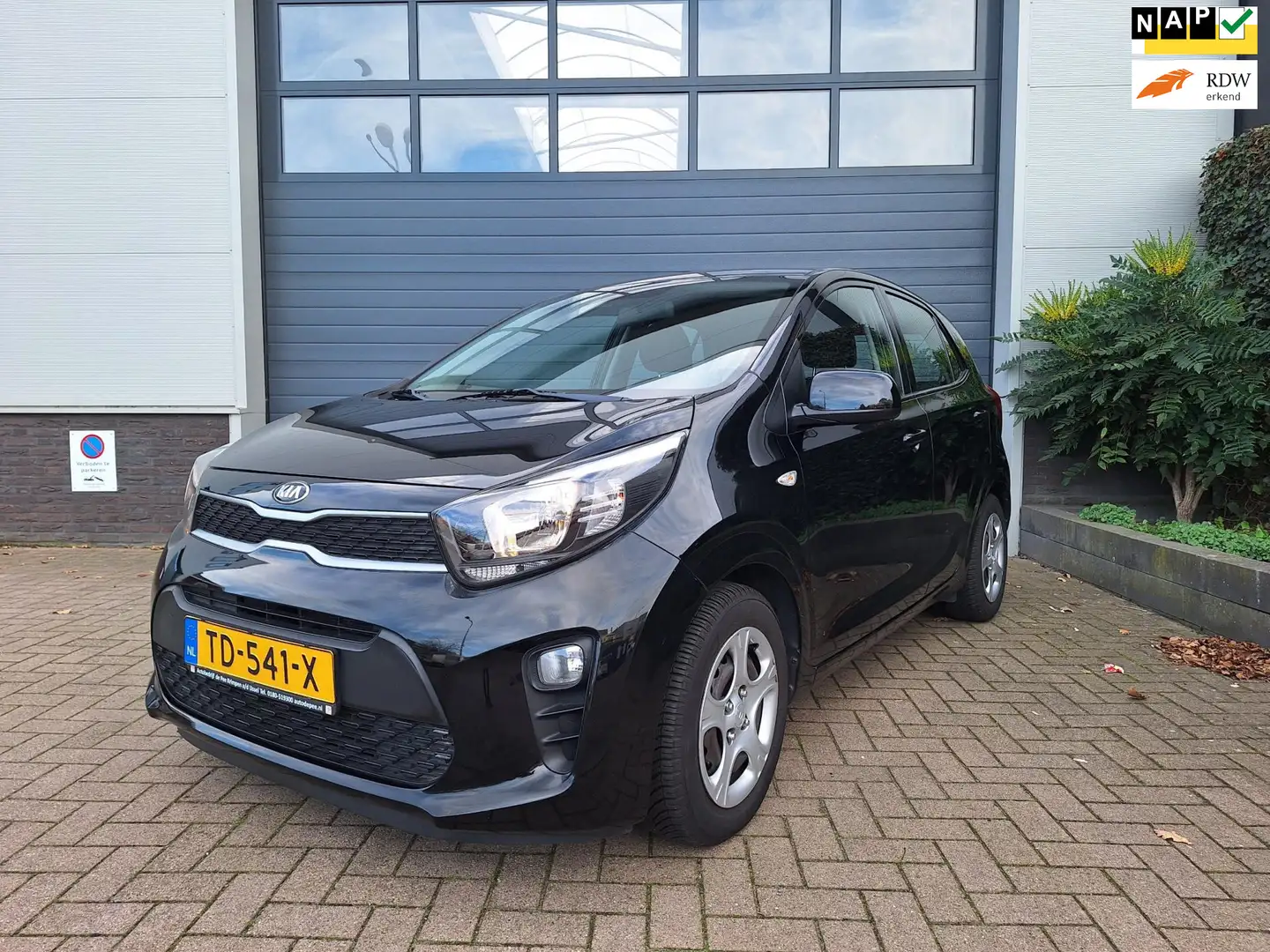 Kia Picanto | 1.0 CVVT EconomyPlusLine | Airco | Lage kilomete Noir - 1