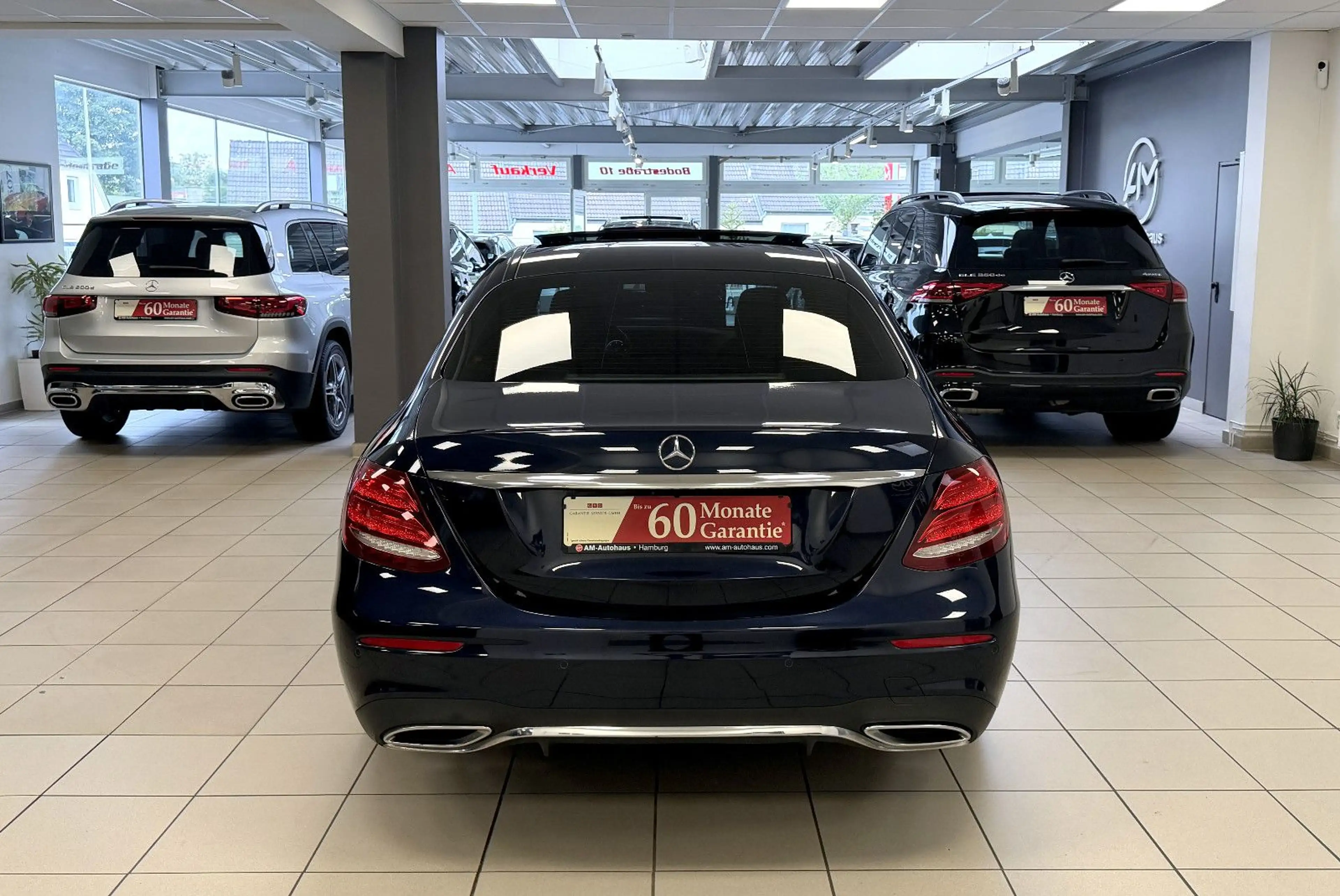 Mercedes-Benz E 400 d 4Matic *AMG*PanoSD*AHK*ACC*360°Kam*20"Z — photo 11