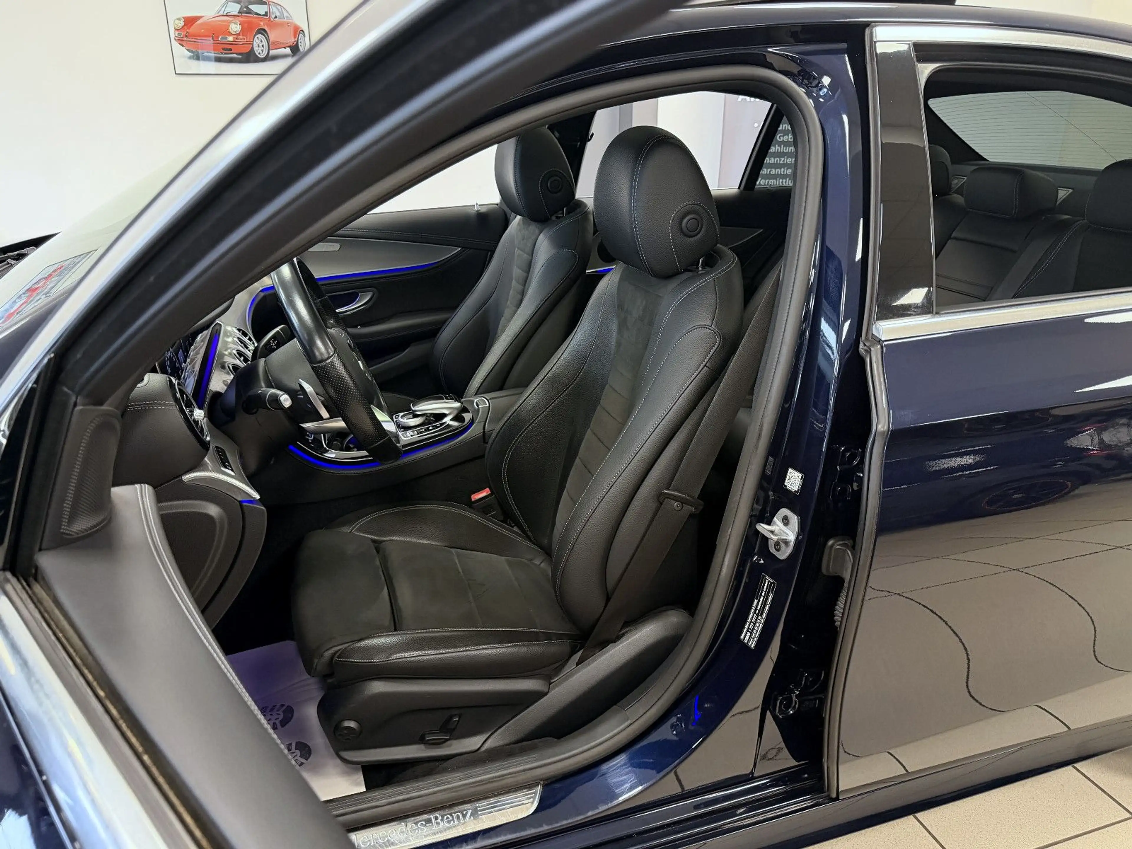 Mercedes-Benz E 400 d 4Matic *AMG*PanoSD*AHK*ACC*360°Kam*20"Z — photo 7