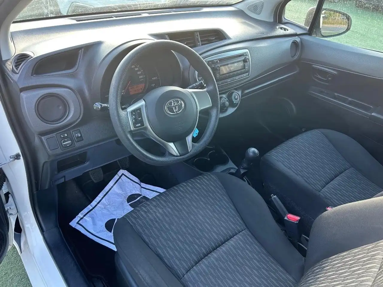 Toyota Yaris Yaris — photo 20