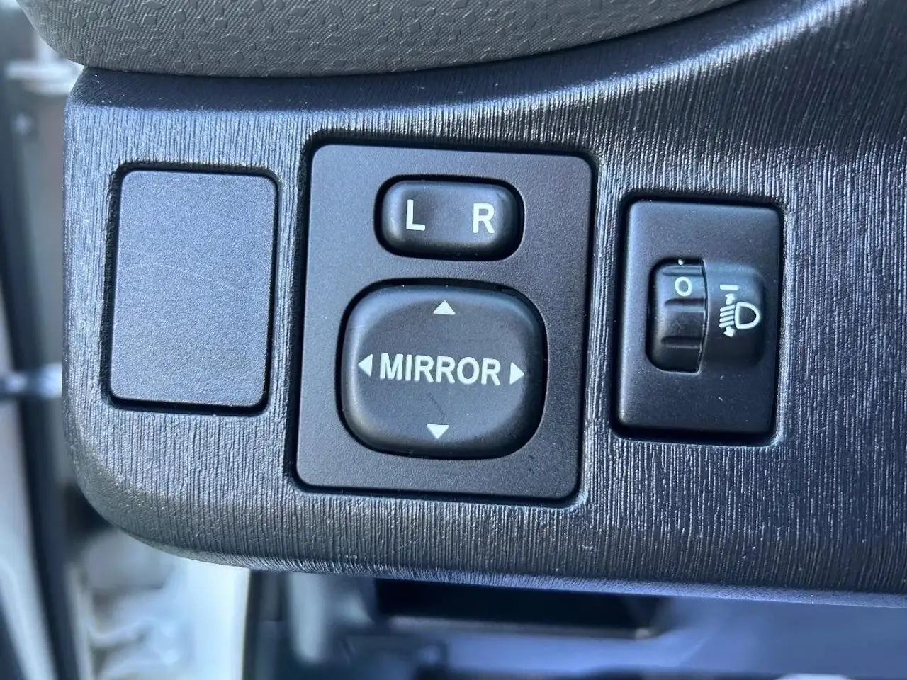 Toyota Yaris Yaris — photo 15