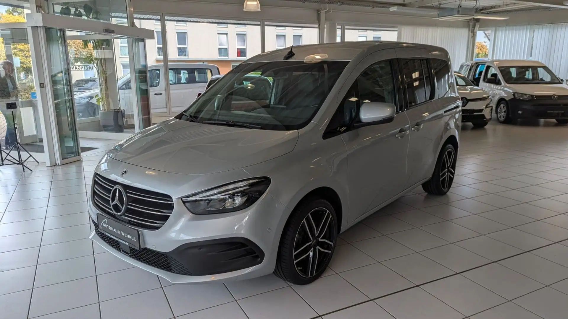 Mercedes-Benz T-Class T -Klasse 180d Progressive *LED*Navi*Kamera*PDC Argent - 1