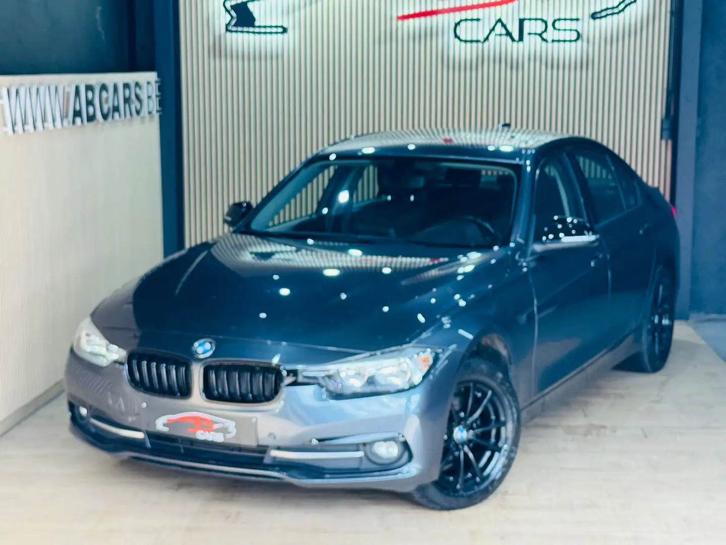 BMW 316 dA * GARANTIE 12 MOIS * SPORT * Šedá - 2