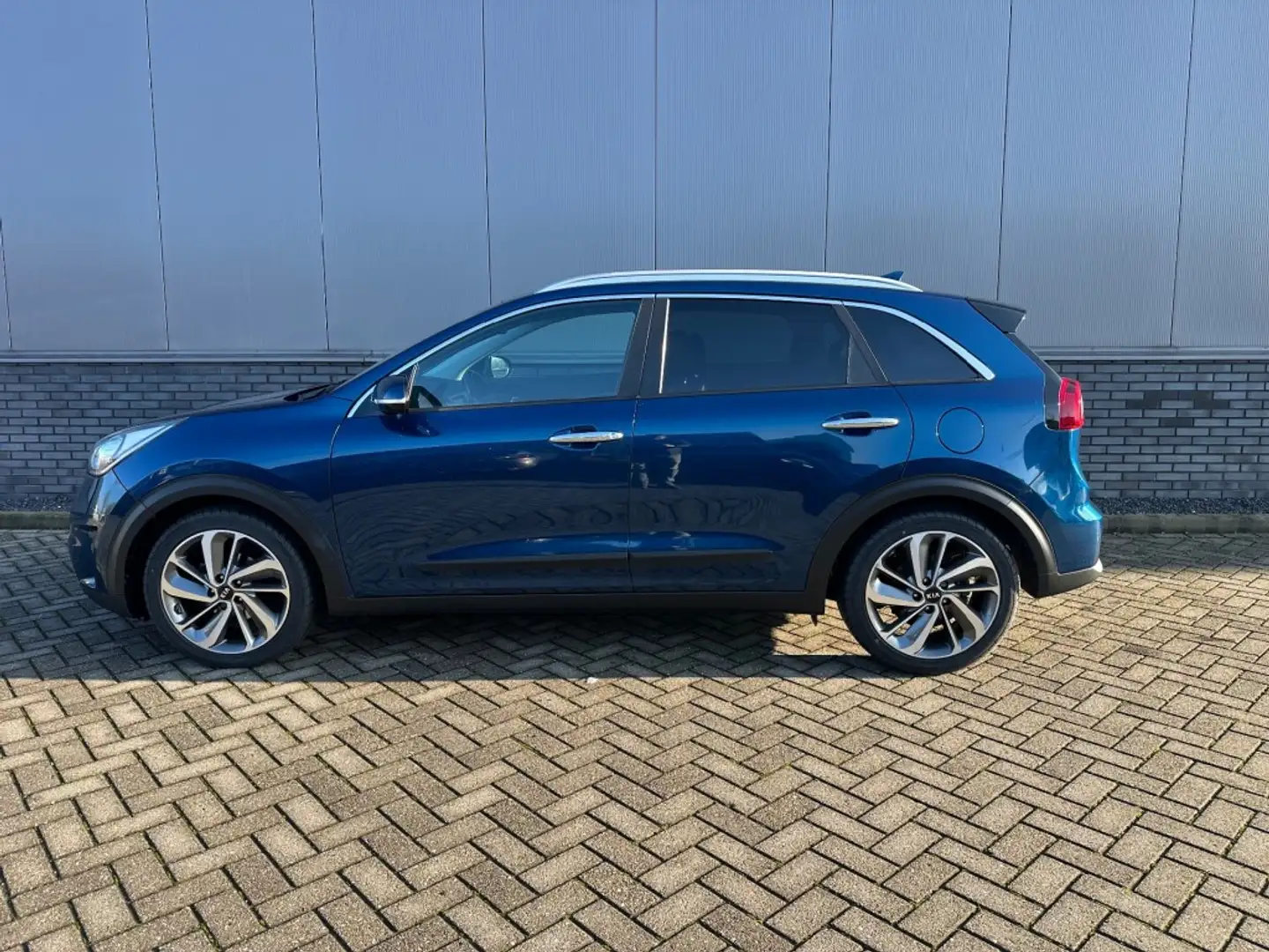 Kia Niro 1.6 GDi Hybrid Design Edition+Open dak Ned auto Blu/Azzurro - 2