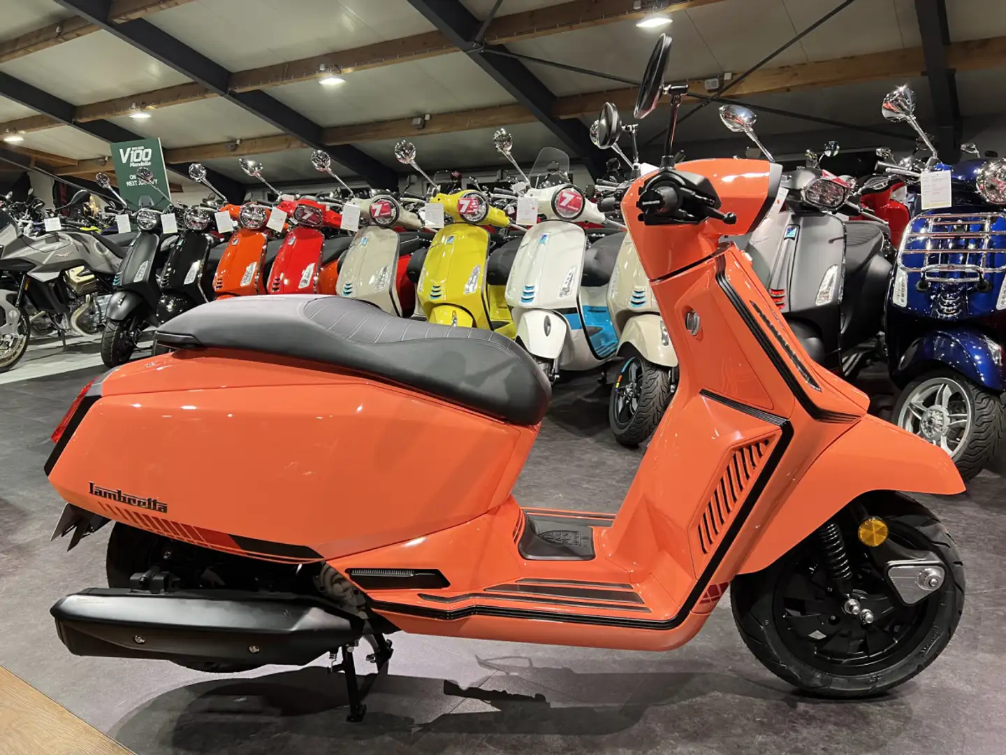 Lambretta X-125 Gris - 1