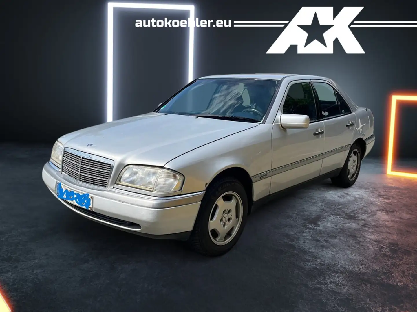 Mercedes-Benz C 180 Schiebdach El. Fenster Srebrny - 1