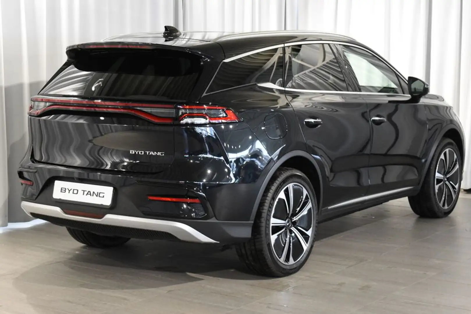 BYD Tang EV 4WD Flagship für B2B Kunden *Aktionspreis* Schwarz - 2