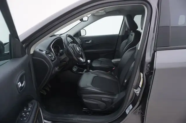 Jeep Compass view 10