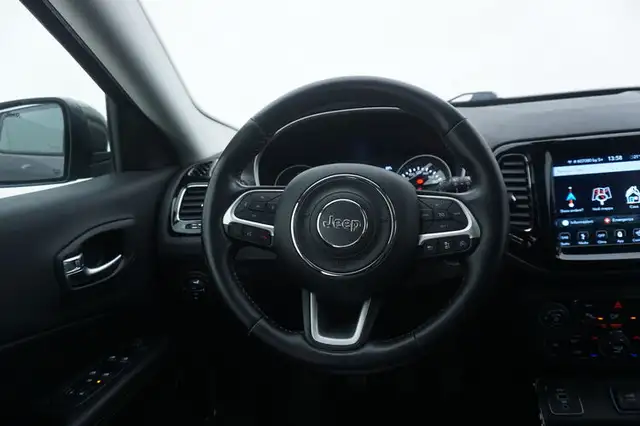 Jeep Compass view 11