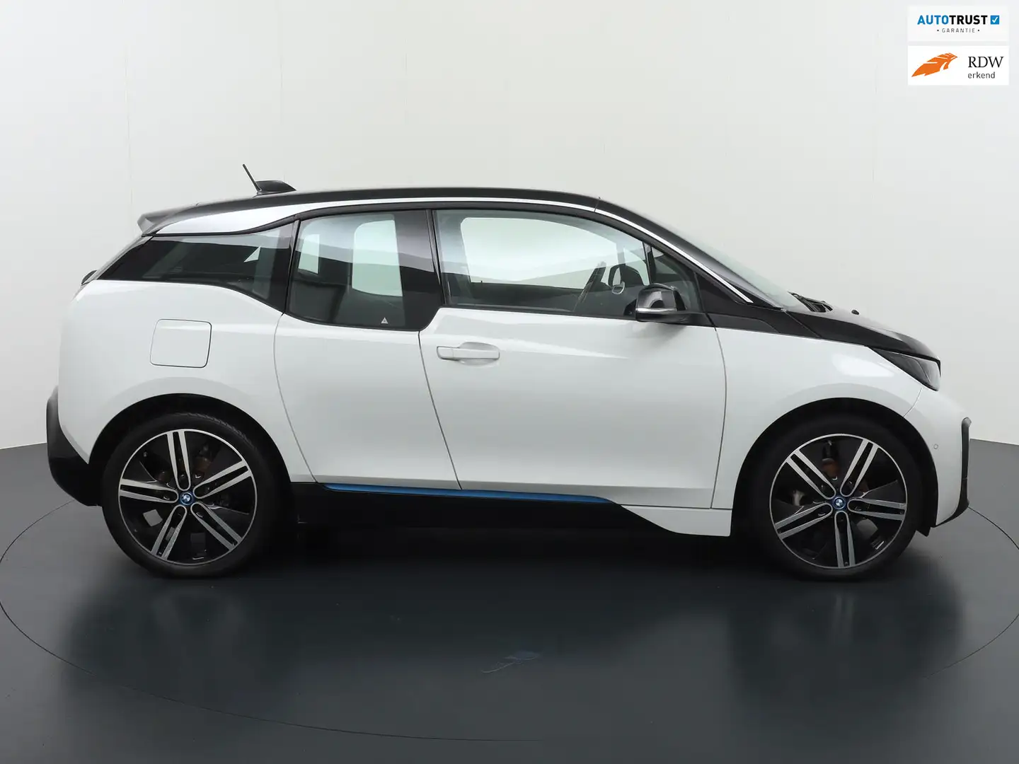 BMW i3 Executive Edition 120Ah 42 kWh Let Op !!!! met Sub Wit - 1