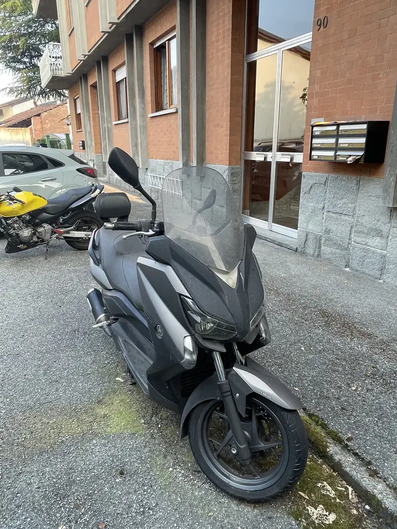 Yamaha X-Max 250 SCAMBIO CON MOTARD ANCHE 125 - 1