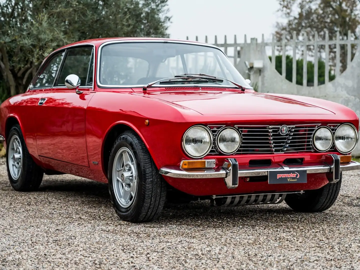 Alfa Romeo 2000 GT Veloce Rojo - 2