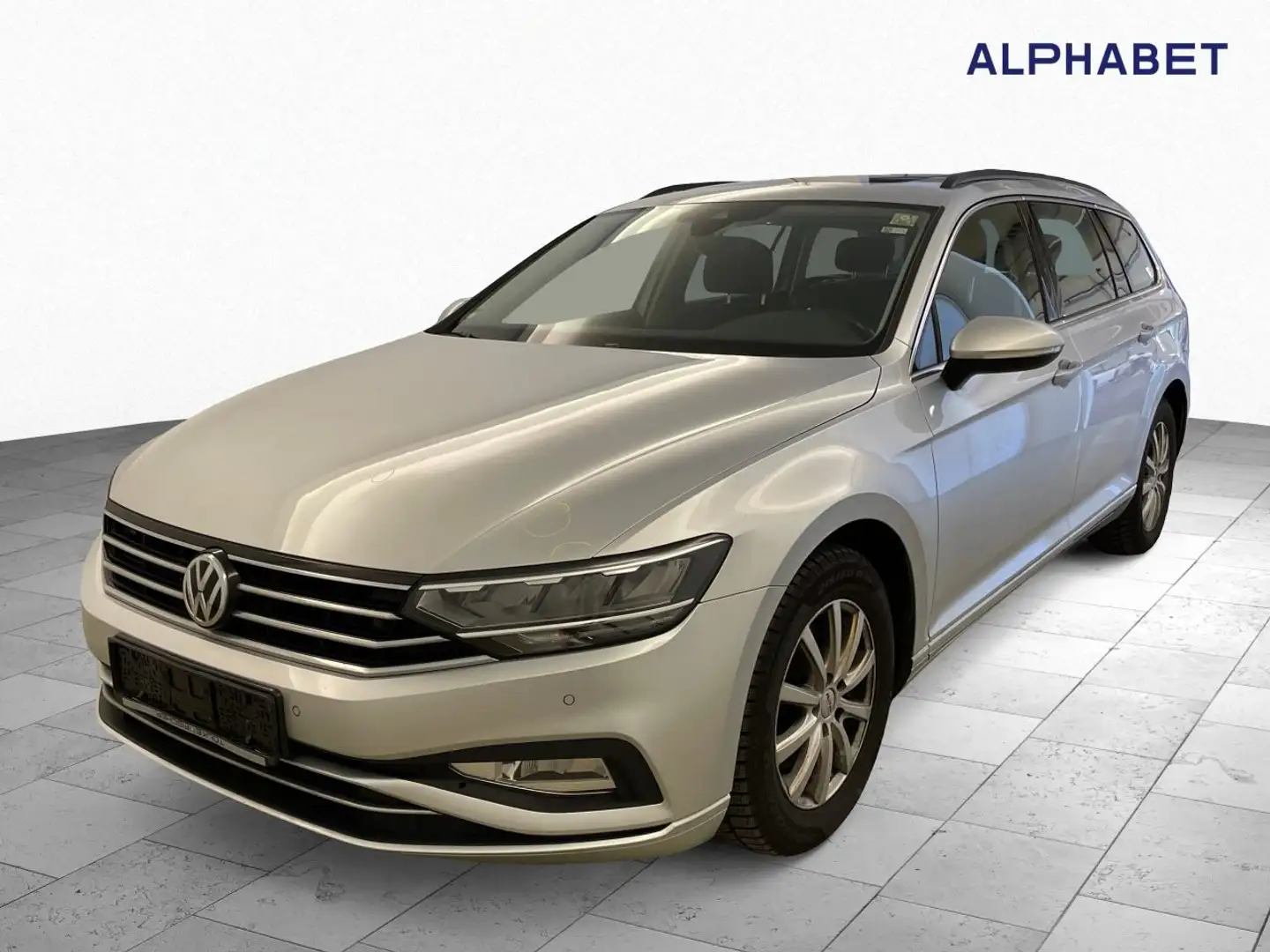 Volkswagen Passat Variant 1.6 TDI Business AHK Pano ACC Silber - 1