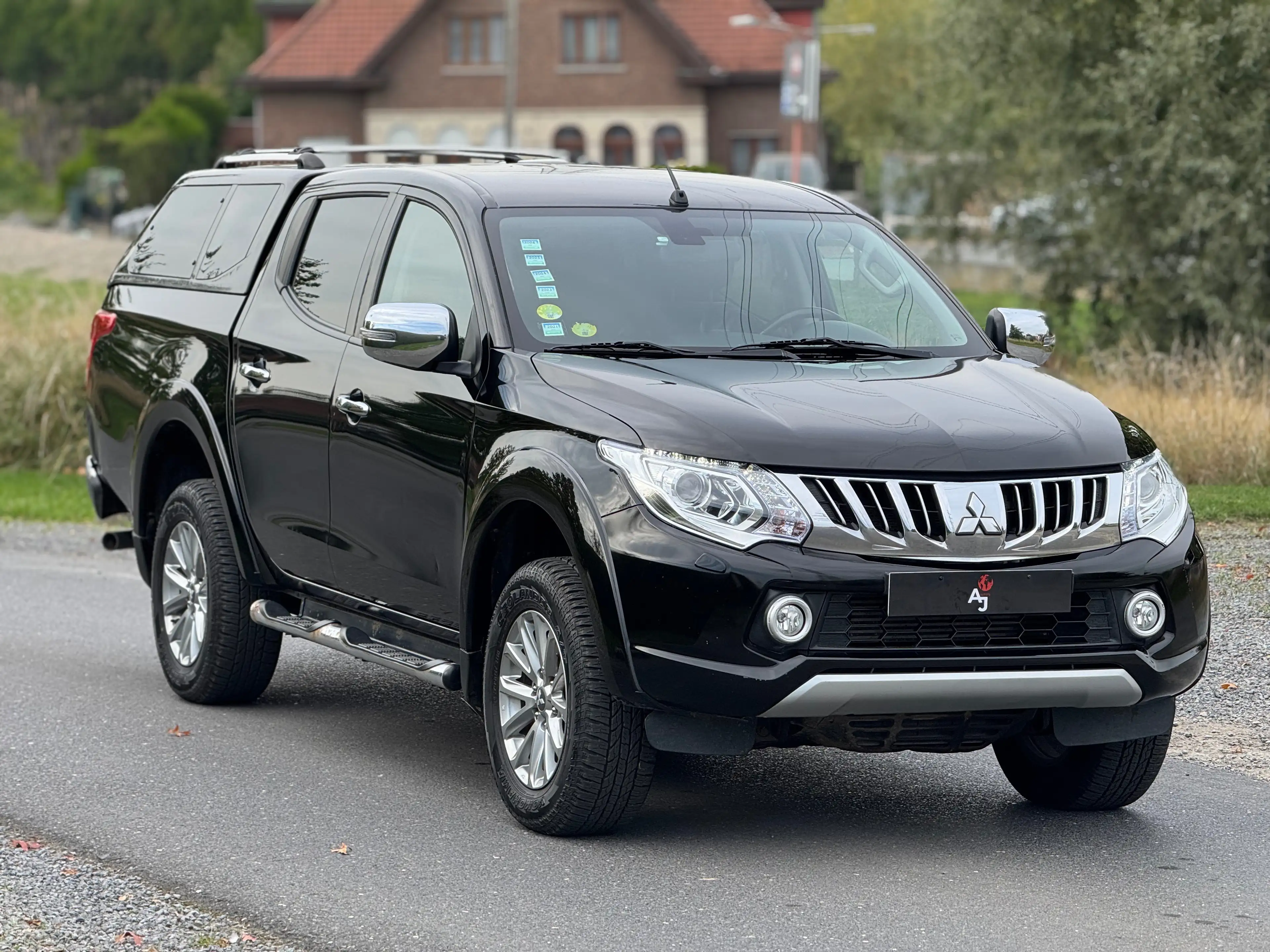 Mitsubishi L200 L 200 2.4 DI-D 4WD Intense 14000 EURO NETTO — photo 3
