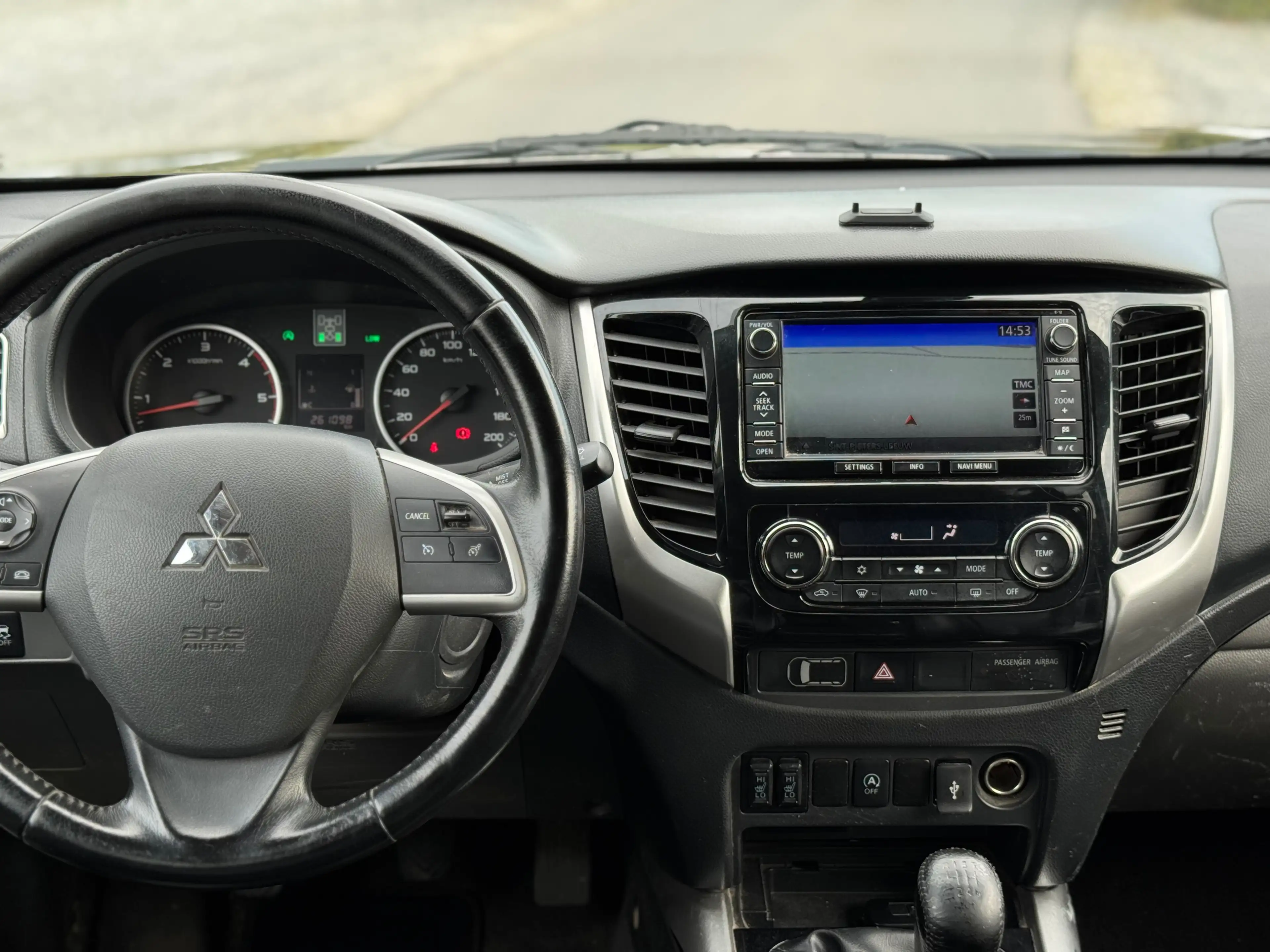 Mitsubishi L200 L 200 2.4 DI-D 4WD Intense 14000 EURO NETTO — photo 11