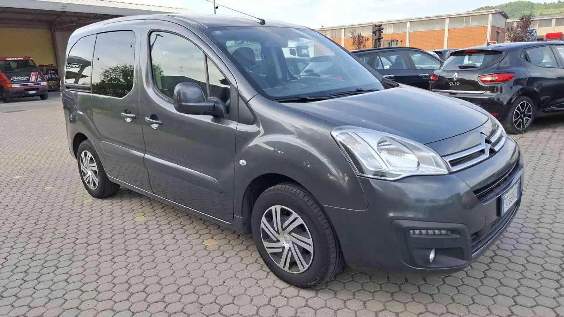 Citroen Berlingo Multispace BlueHDi  UNICO PROPRIETARIO Grigio - 2