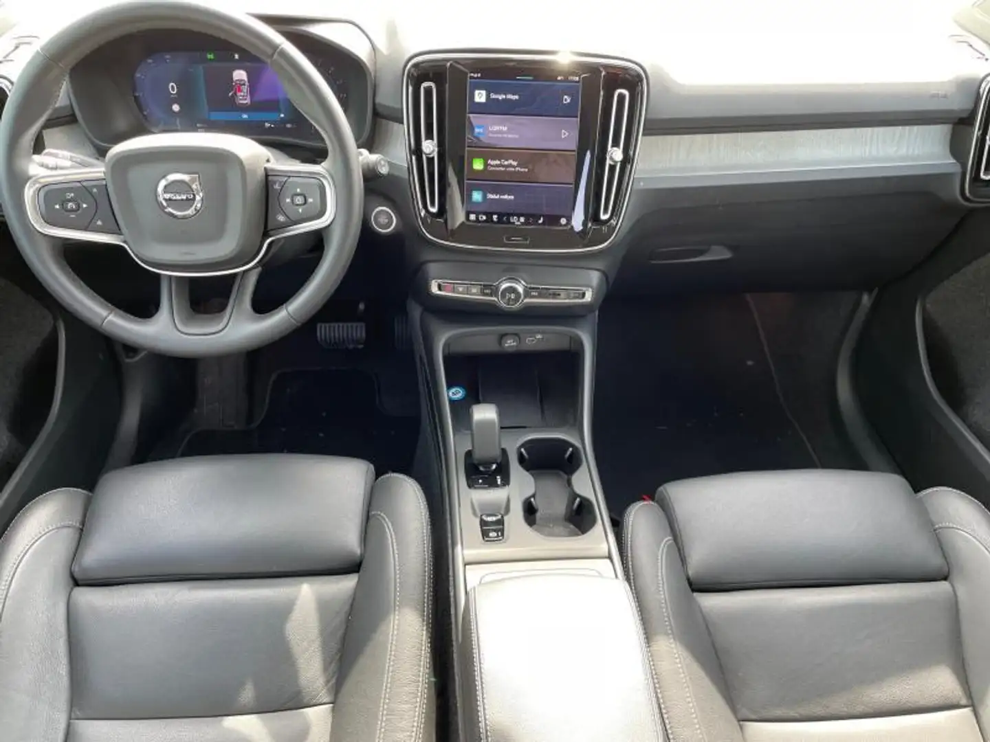 Volvo XC40 B3 Core / Essence Gris - 2