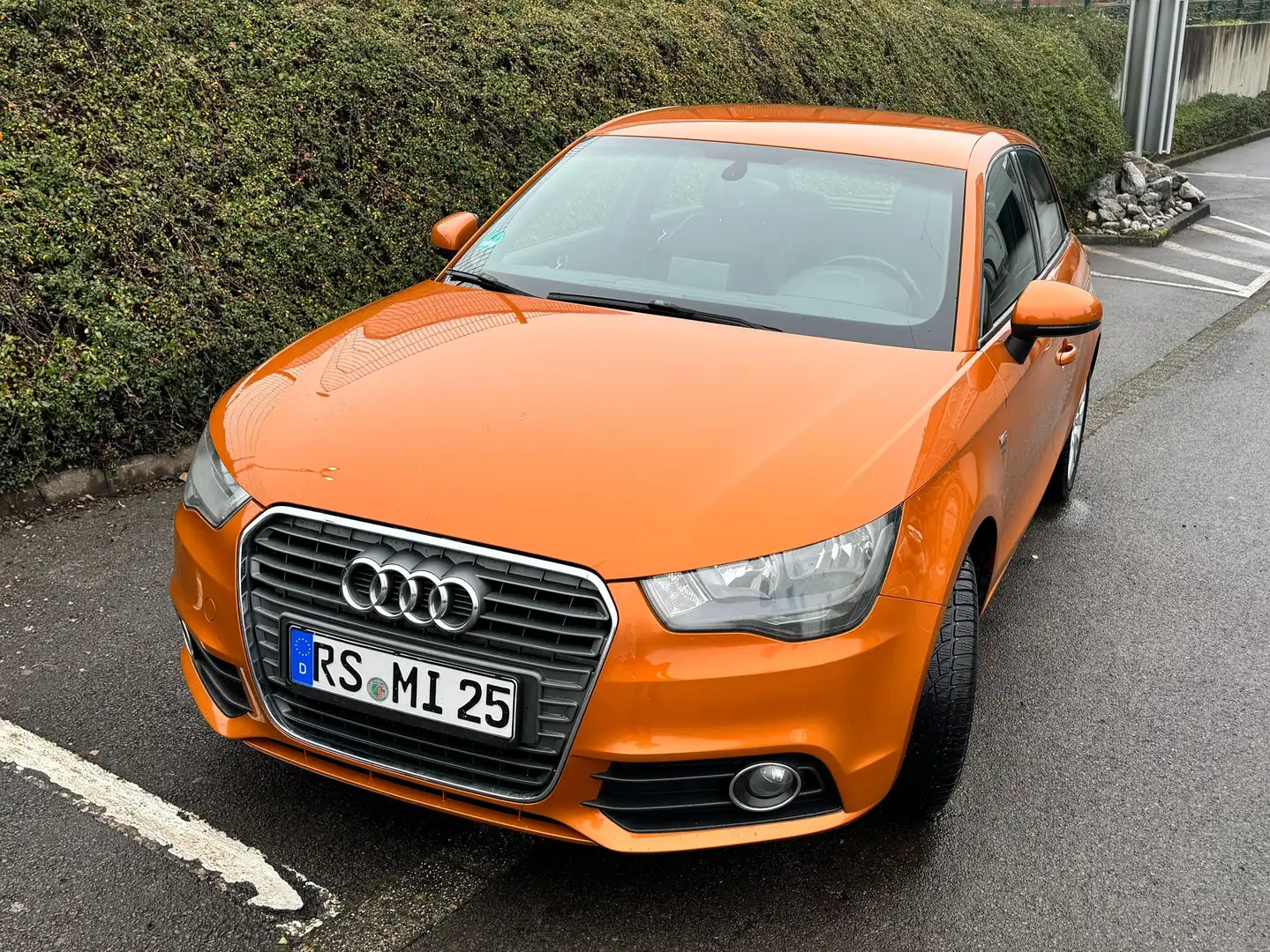 Audi A1 A1 2.0 TDI Sportback S line Sportpaket Orange - 2