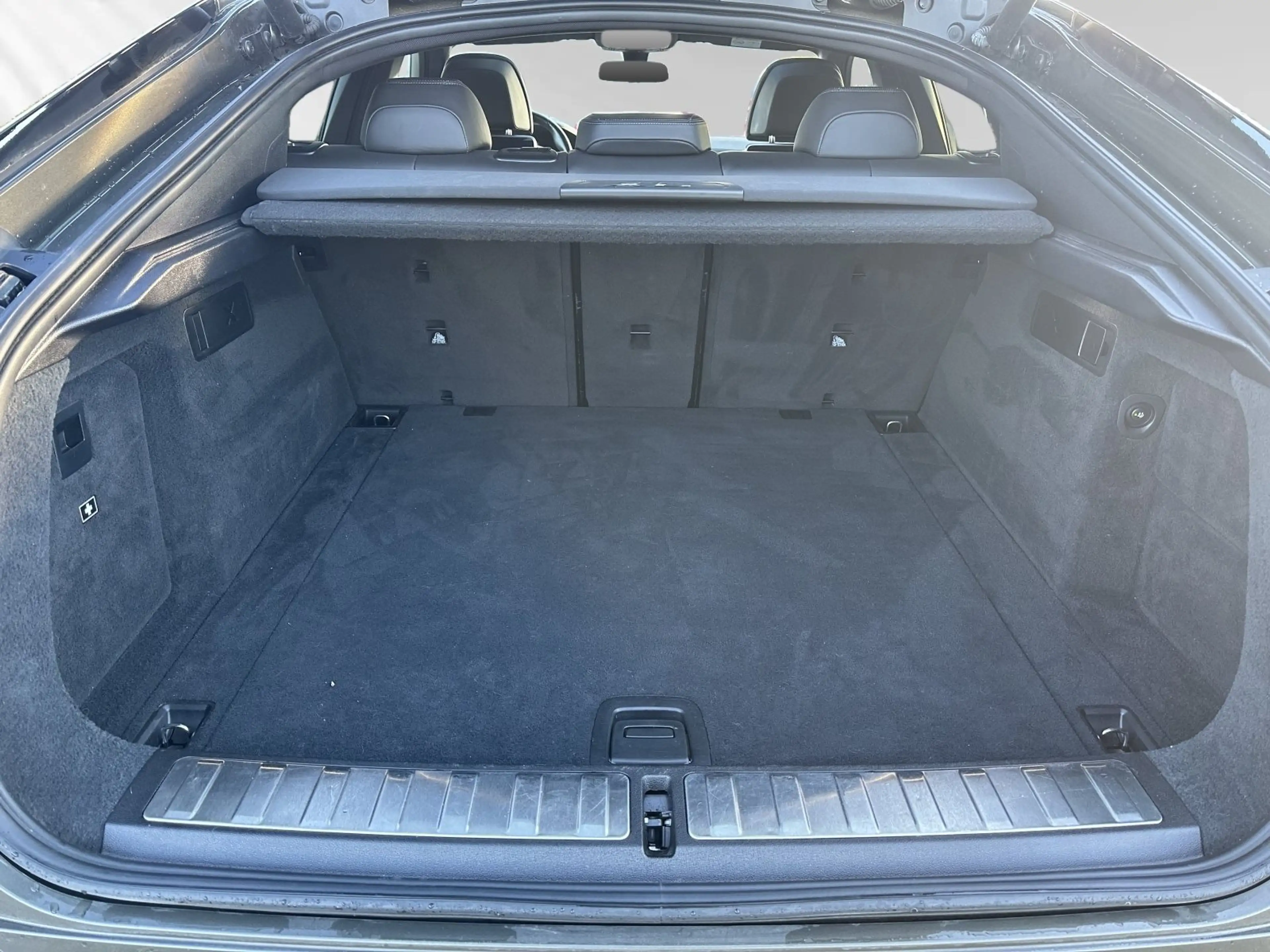 BMW X6 M50i MSport AHK Laser PA+ LCProf HiFi — photo 15