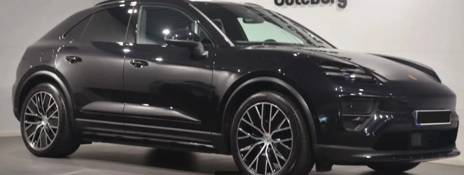 Porsche Macan Electric 4 Noir - 2