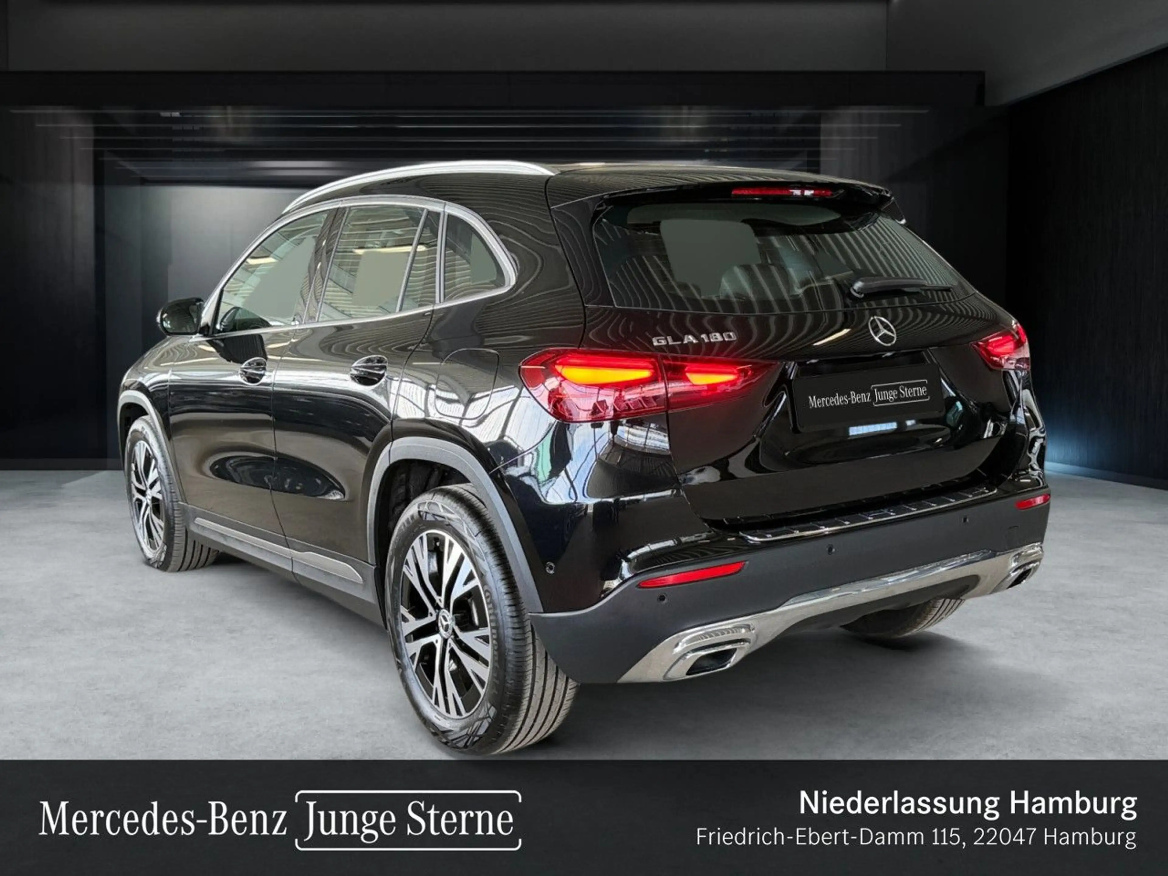 Mercedes-Benz GLA 180 PROGRESSIVE+360°+LED+TOTW+7G — photo 8