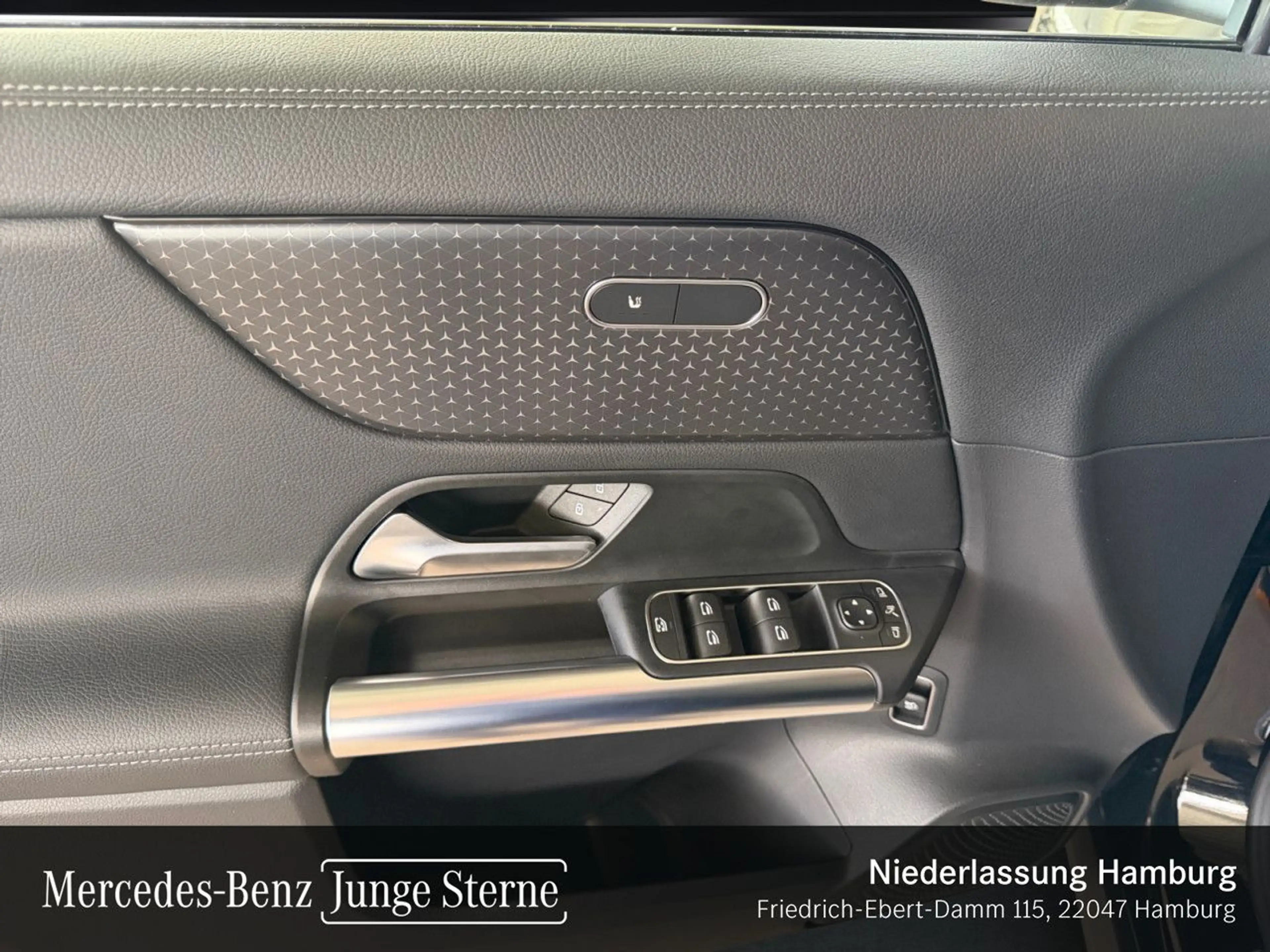 Mercedes-Benz GLA 180 PROGRESSIVE+360°+LED+TOTW+7G — photo 12