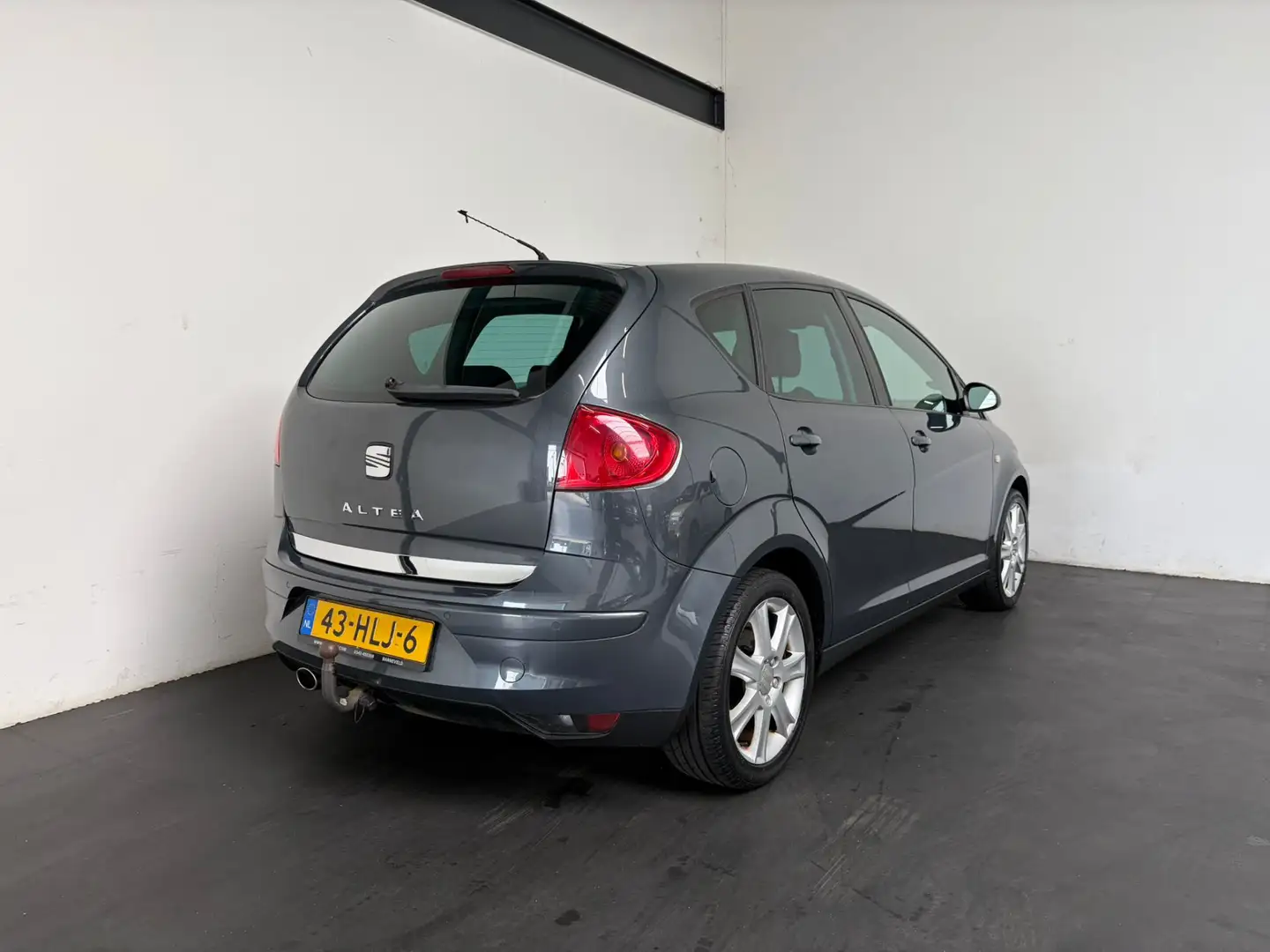 SEAT Altea 1.6 Lifestyle. Clima, Cruise. Trekhaak! Gris - 2
