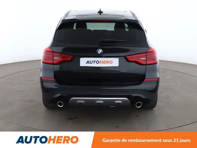 BMW X3 view 5