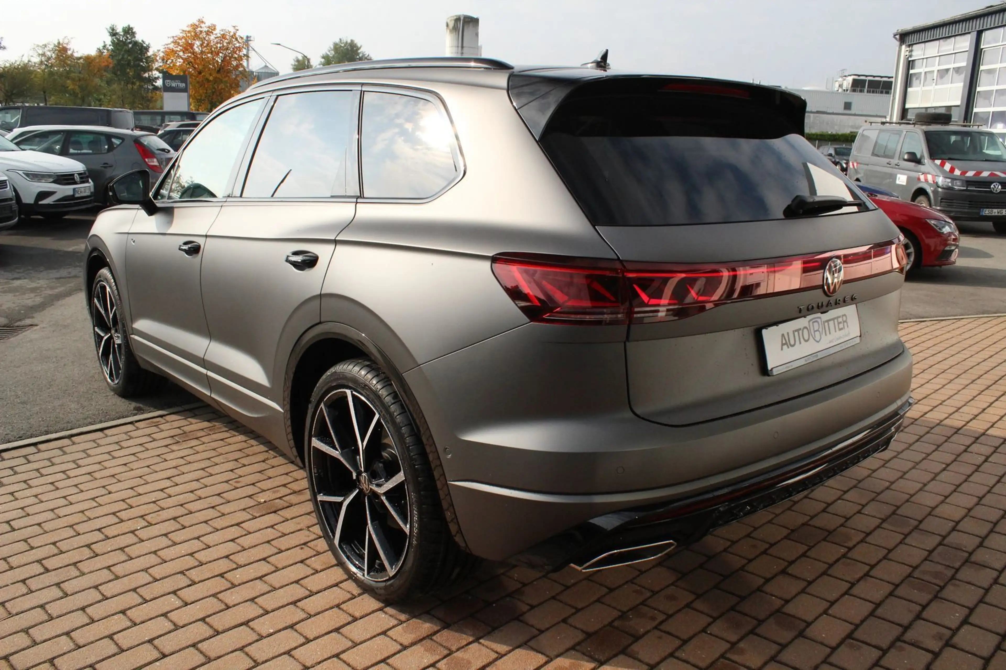 Volkswagen Touareg R-Line Final Edition Pano+SHZ+CarPlay... — photo 6