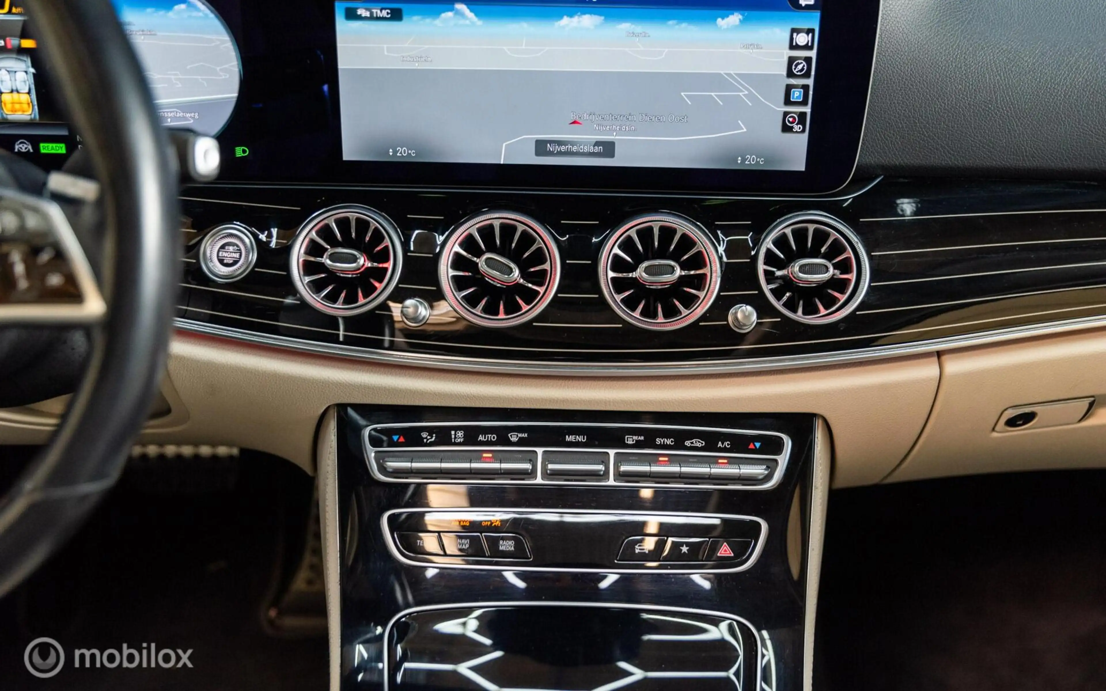 Mercedes-Benz E 450 4MATIC Avantgarde, Pano, Keyless, Leer — photo 19