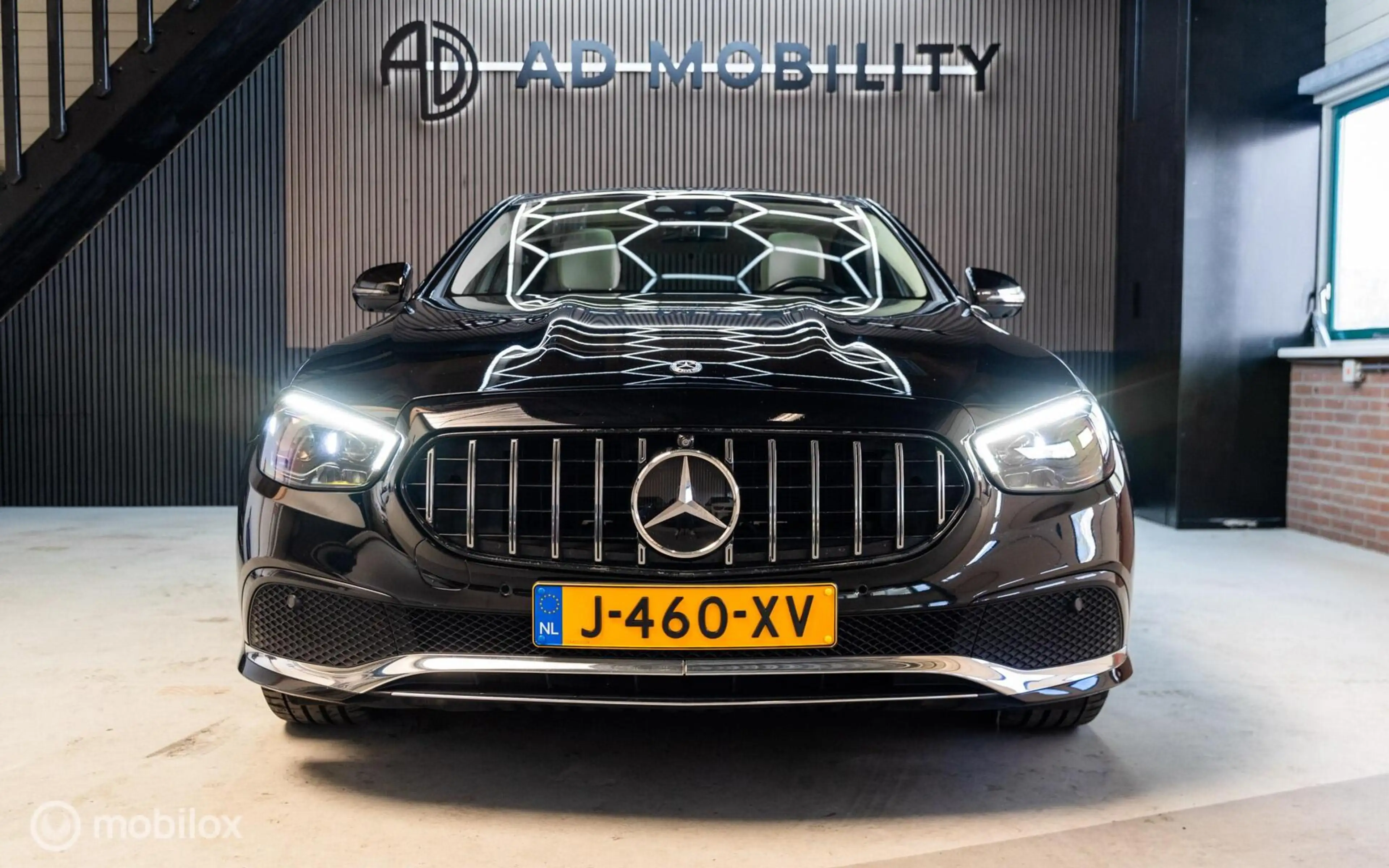 Mercedes-Benz E 450 4MATIC Avantgarde, Pano, Keyless, Leer — photo 2