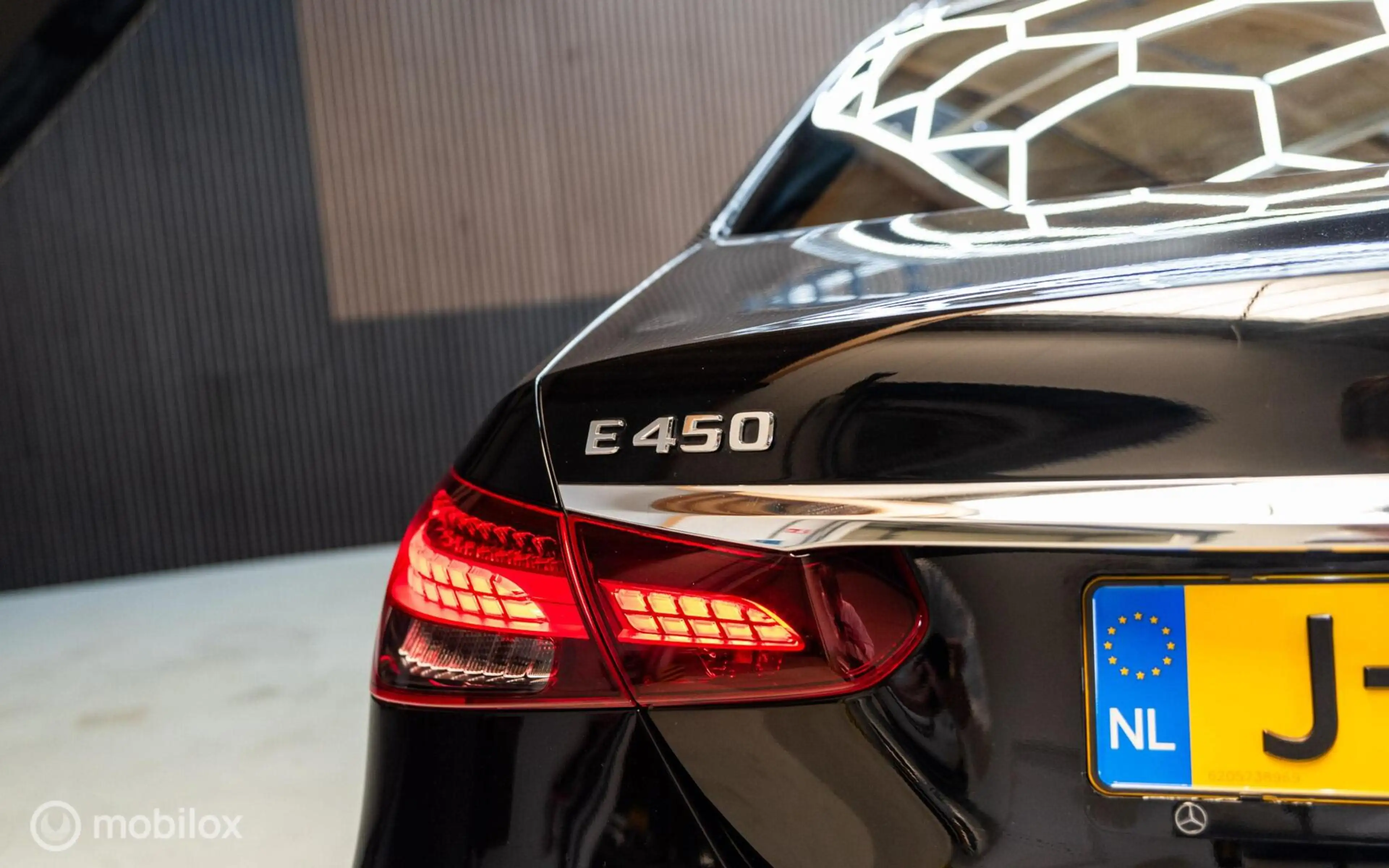 Mercedes-Benz E 450 4MATIC Avantgarde, Pano, Keyless, Leer — photo 8