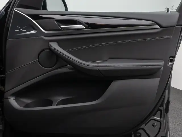 BMW X3 view 30