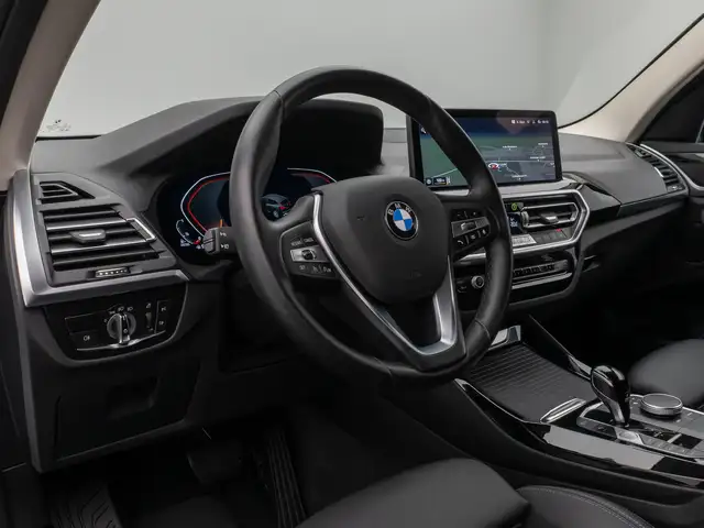 BMW X3 view 20