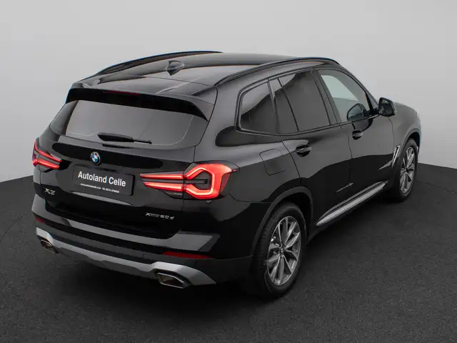 BMW X3 view 7