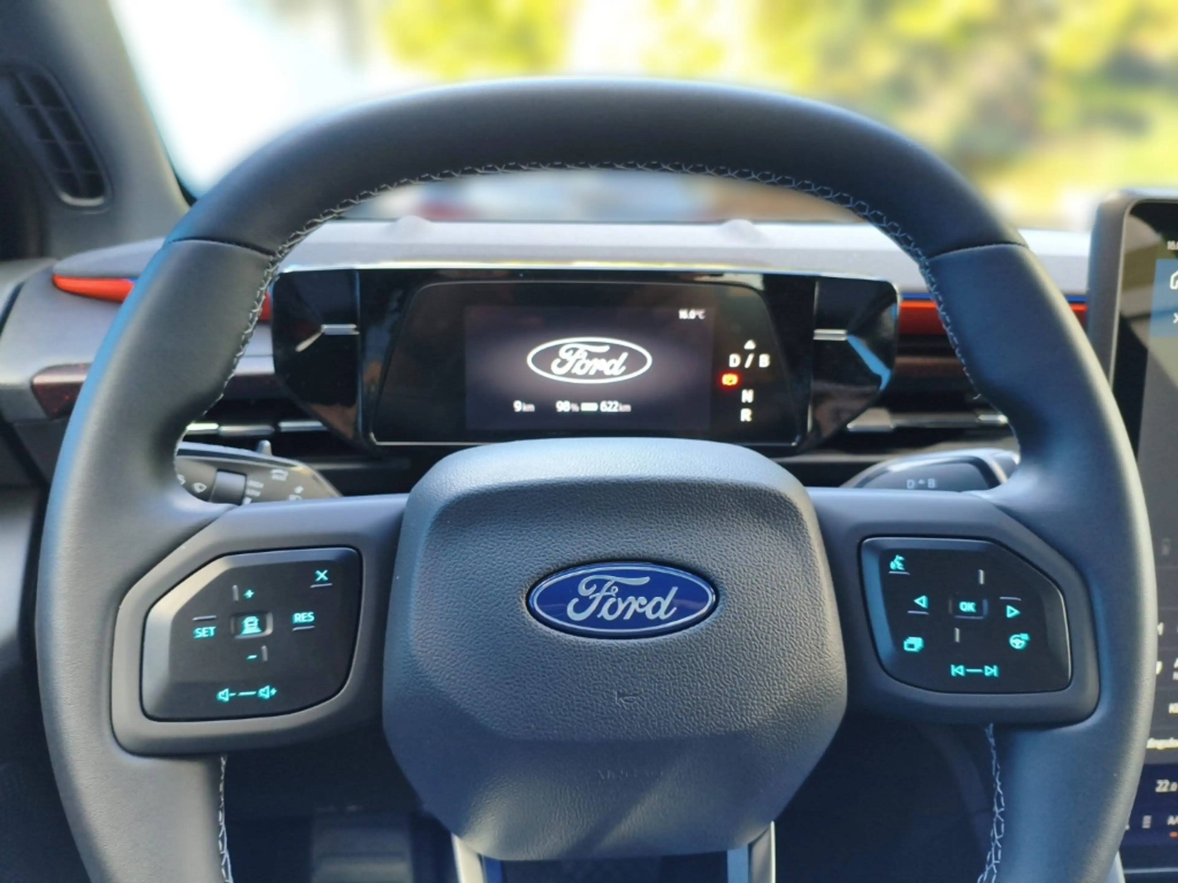 Ford Explorer Collection RWD AHK-el. klappb. Navi Digitales Cock — photo 10