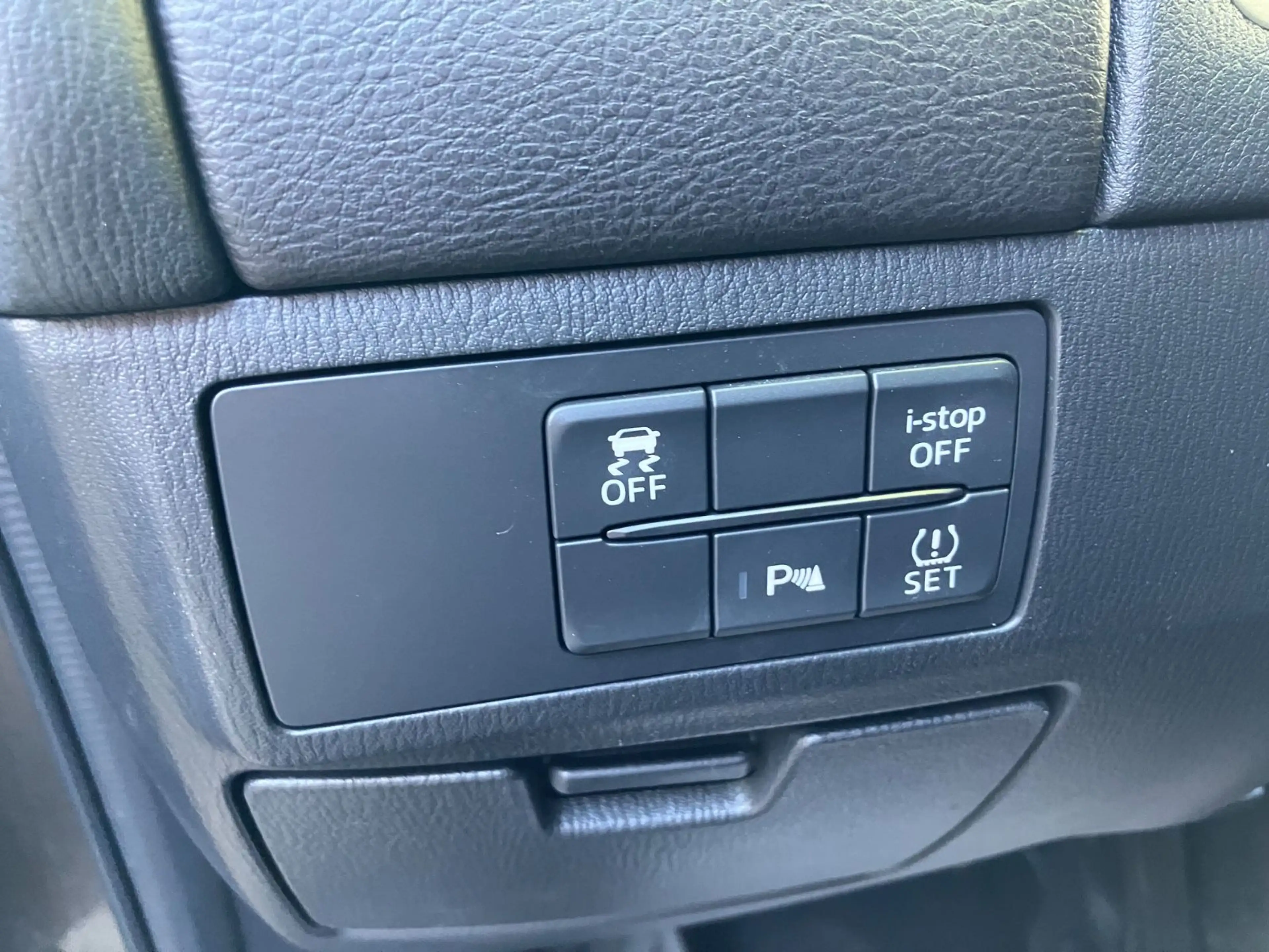 Mazda 6 2.0 SKYACTIV-G 165 Kizoku Auto Bose Kamera Nav — photo 17