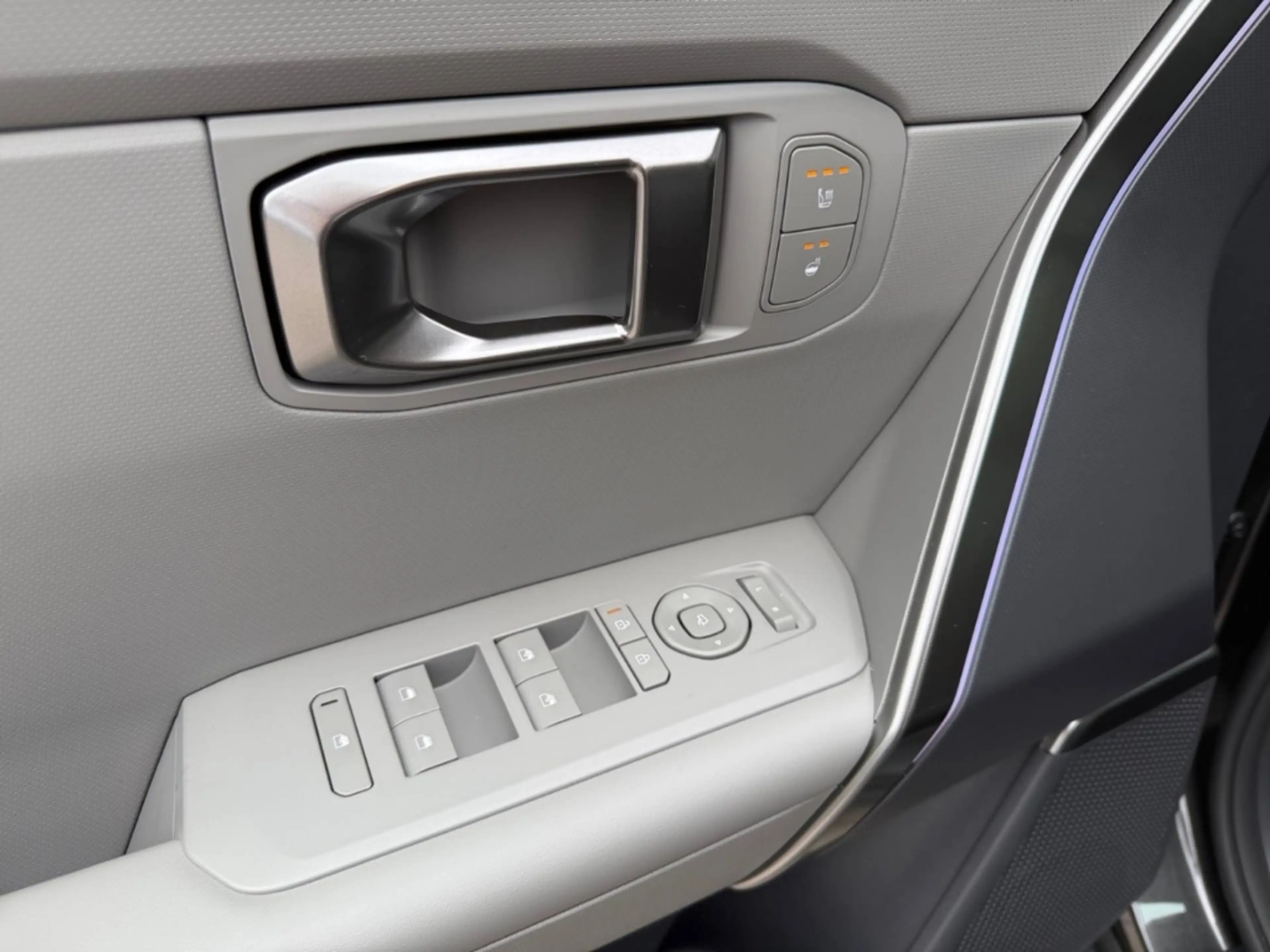 Kia Seltos 1.6T Spirit DCT Drive 360° ACC Leder el. Heckklapp — photo 14