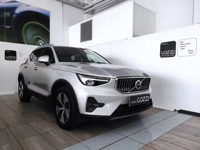 Volvo XC40 (2017-->) - XC40 T4 Recharge Plug-in Hybrid automa