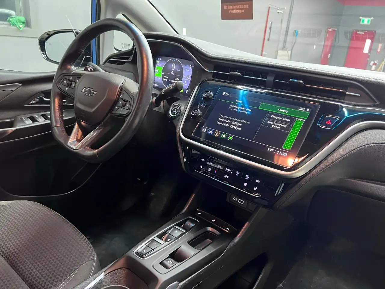 Chevrolet Bolt снимка Chevrolet Bolt