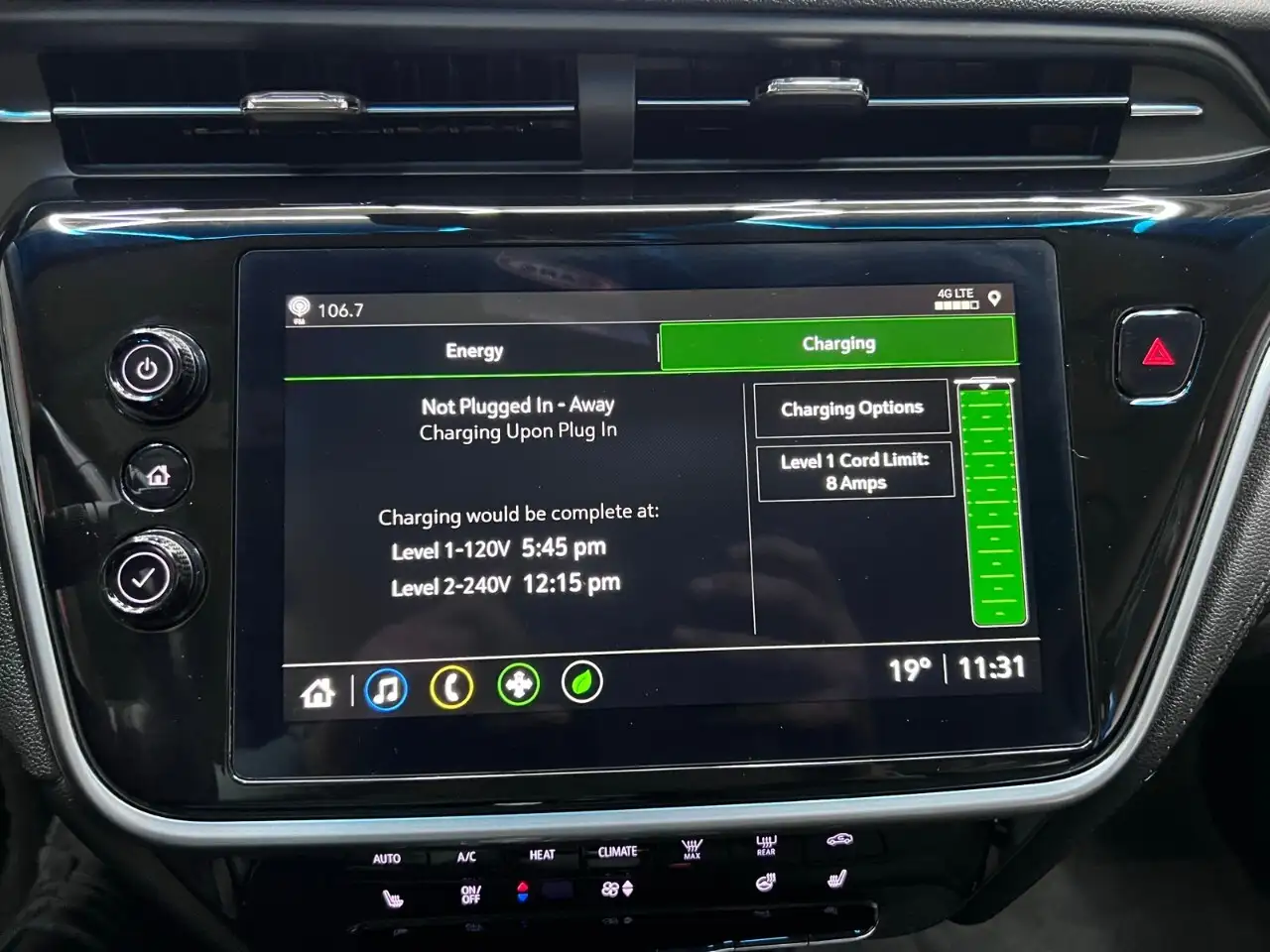 Chevrolet Bolt снимка Chevrolet Bolt