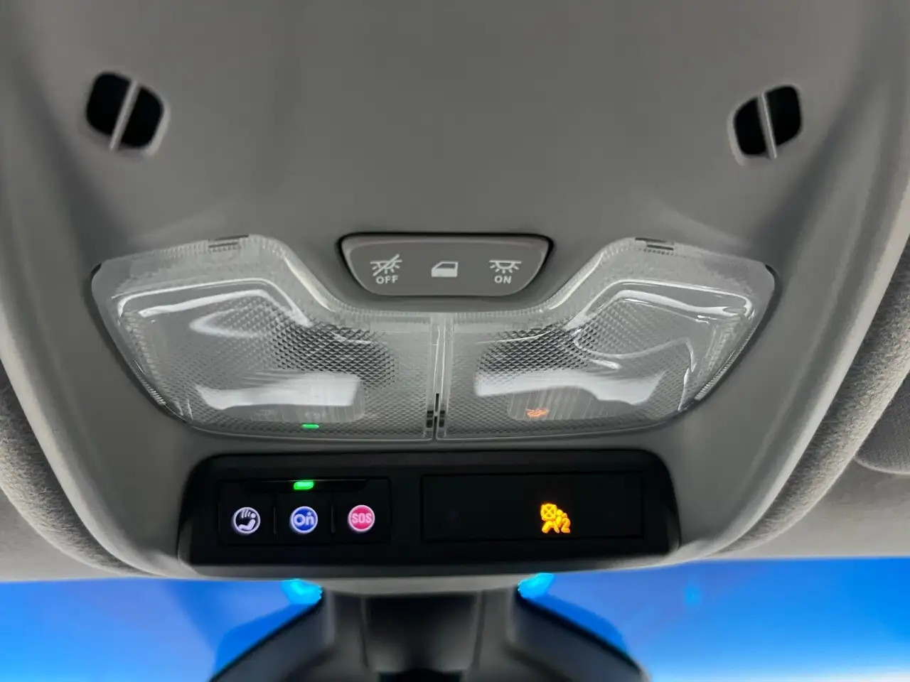 Chevrolet Bolt снимка Chevrolet Bolt