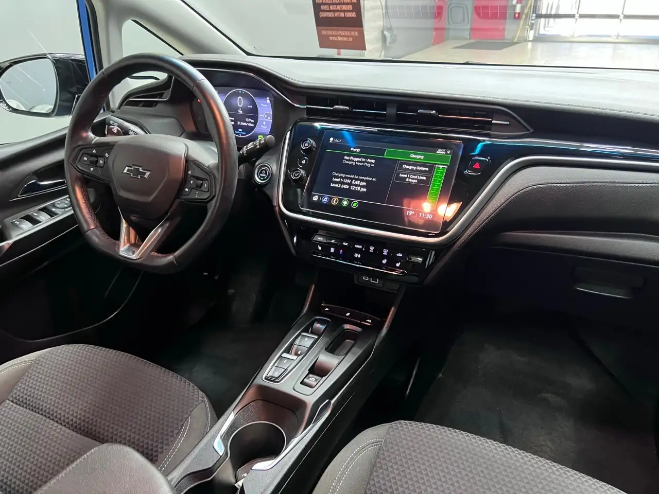 Chevrolet Bolt снимка Chevrolet Bolt