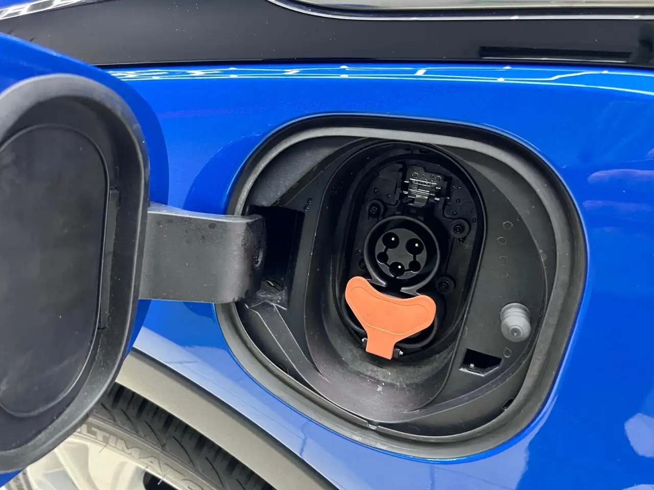 Chevrolet Bolt снимка Chevrolet Bolt