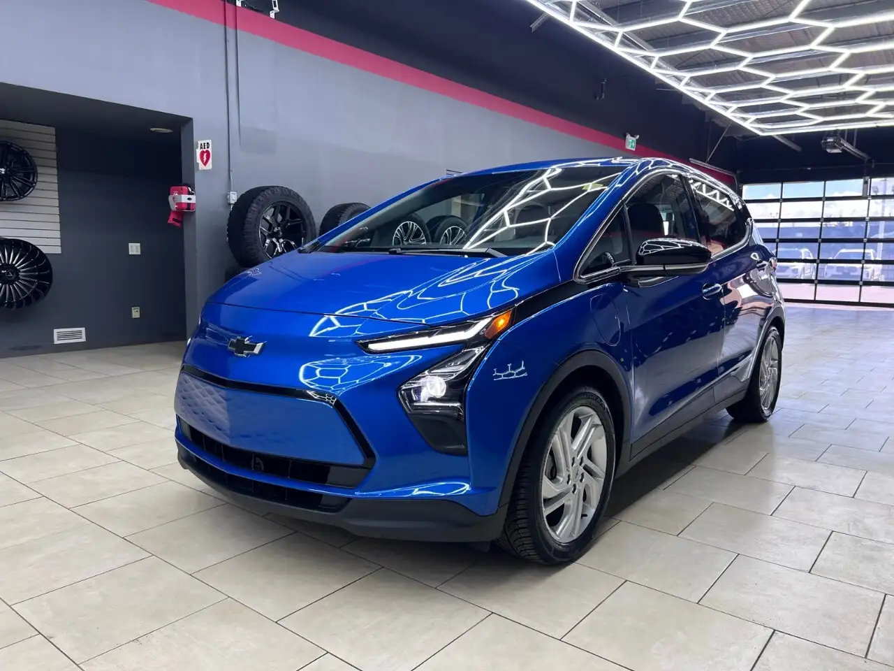Chevrolet Bolt снимка Chevrolet Bolt