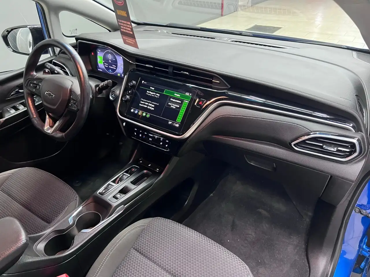 Chevrolet Bolt снимка Chevrolet Bolt