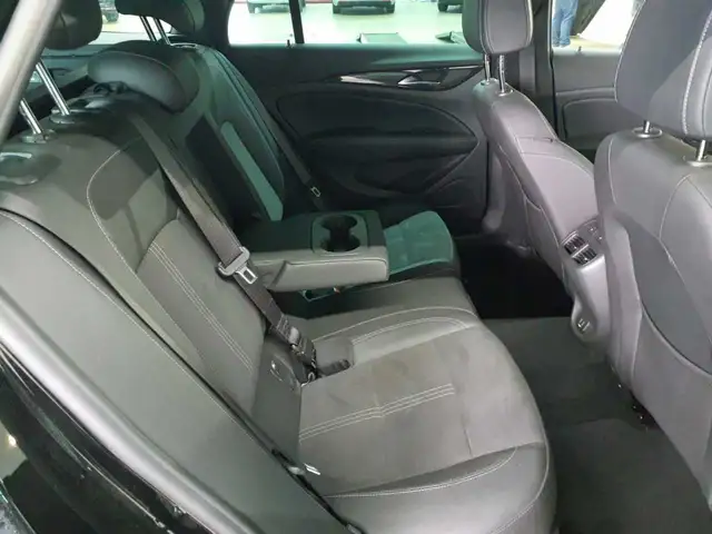 Opel Insignia view 13